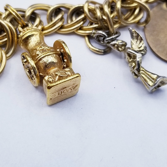 Vintage 12k Gold Filled Charm Bracelet - Picture 5 of 12